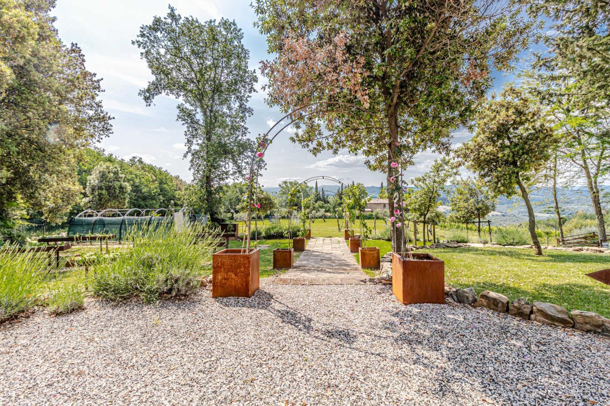 Chateau La Siroque Montecatini Val di Cecina Εξωτερικό φωτογραφία